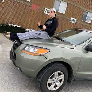 Meet your Posher, Anthony